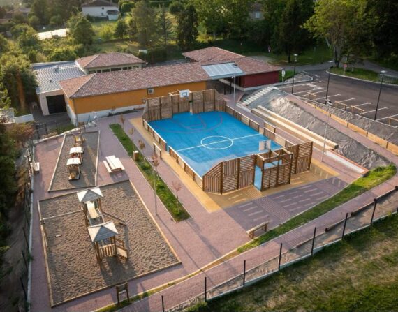 Ensemble multisports et aire de jeux- Castlenau-sur-Gupie